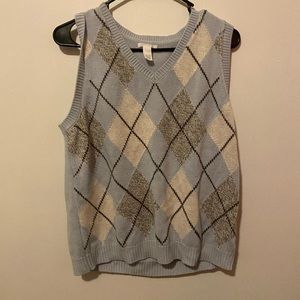 patterned vest